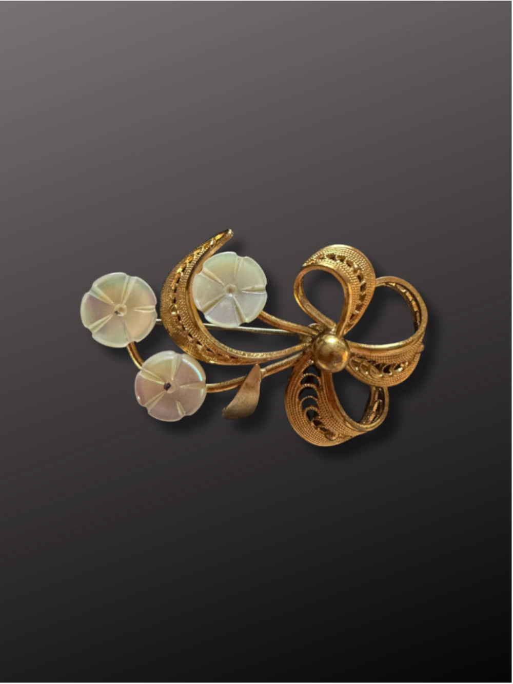 Vintage Mother of Pearl Flower Gold Tone Filigree Brooch